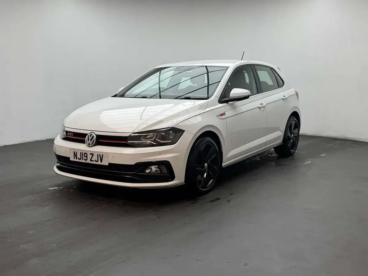 Used VW Polo GTI 200 HP (147 kW) 2019 White Hatchback