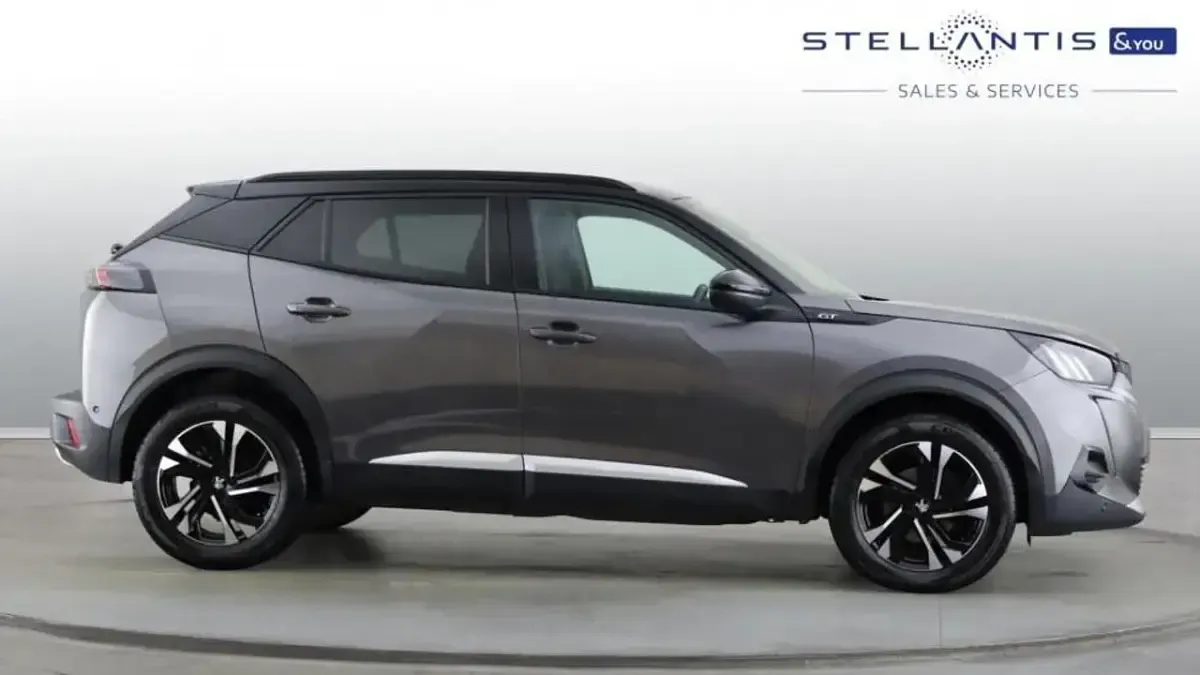 Used Peugeot 2008 GT 129 HP (94 kW) 2022 Grey SUV