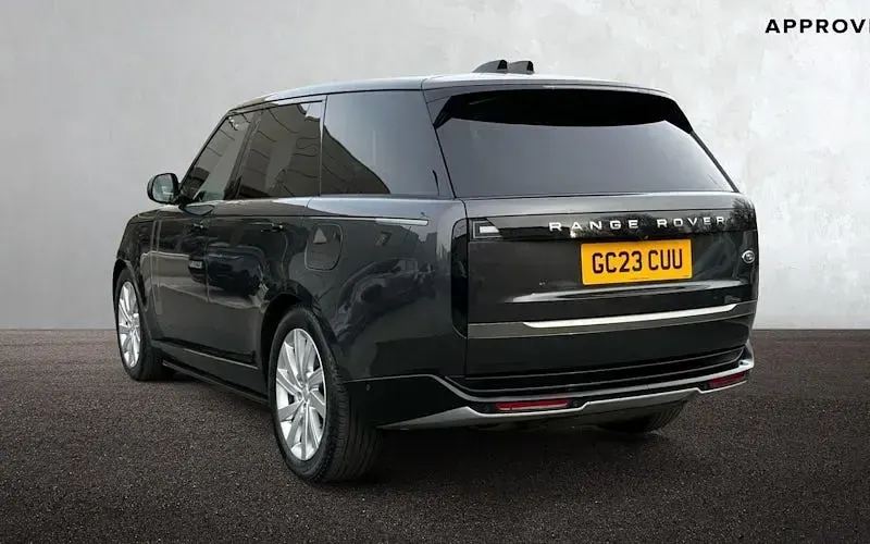 Used Land Rover Range Rover SE 441 HP (324 kW) 2023 Grey SUV