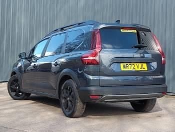 Used Dacia Jogger Extreme 109 HP (80 kW) 2022 Grey MPV