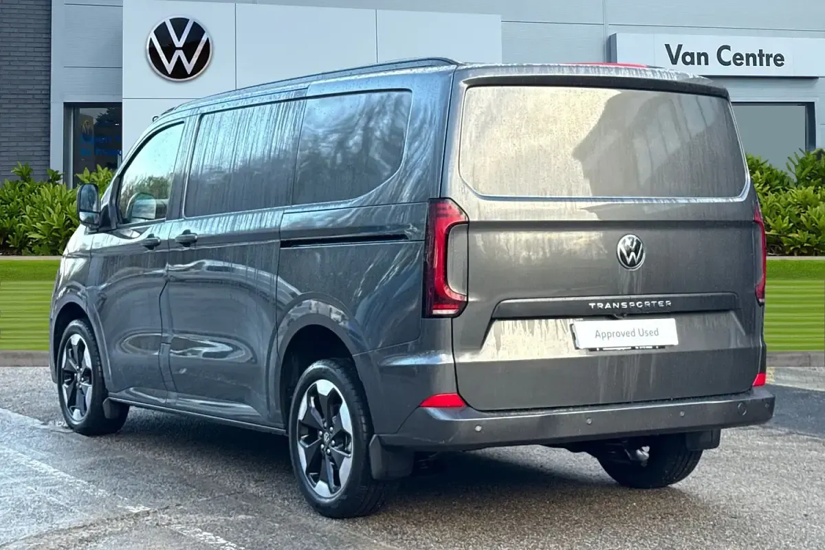 New VW T7 Pro 170 HP (125 kW) 2025 Grey Van