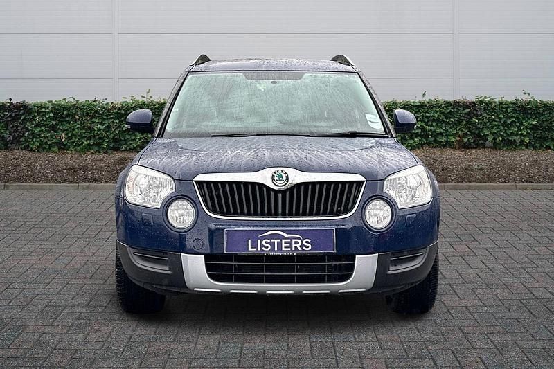 Used Skoda Yeti SE 105 HP (77 kW) 2013 Blue SUV