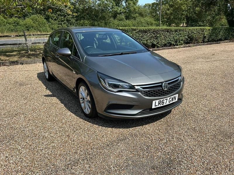 Grey Used 2017 Vauxhall Astra Hatchback | £4,991 (Fair price) - Image 1/4