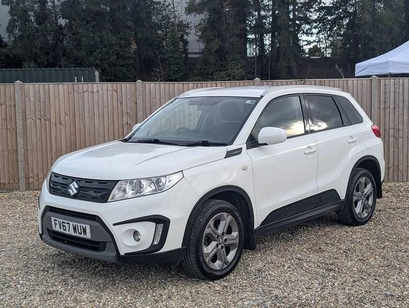 White Used 2018 Suzuki Vitara SZ-T SUV | £7,500 (Good price) - Image 1/4