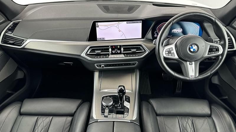 Usado BMW X5 M Sport 298 HP (219 kW) 2023 Branco SUV