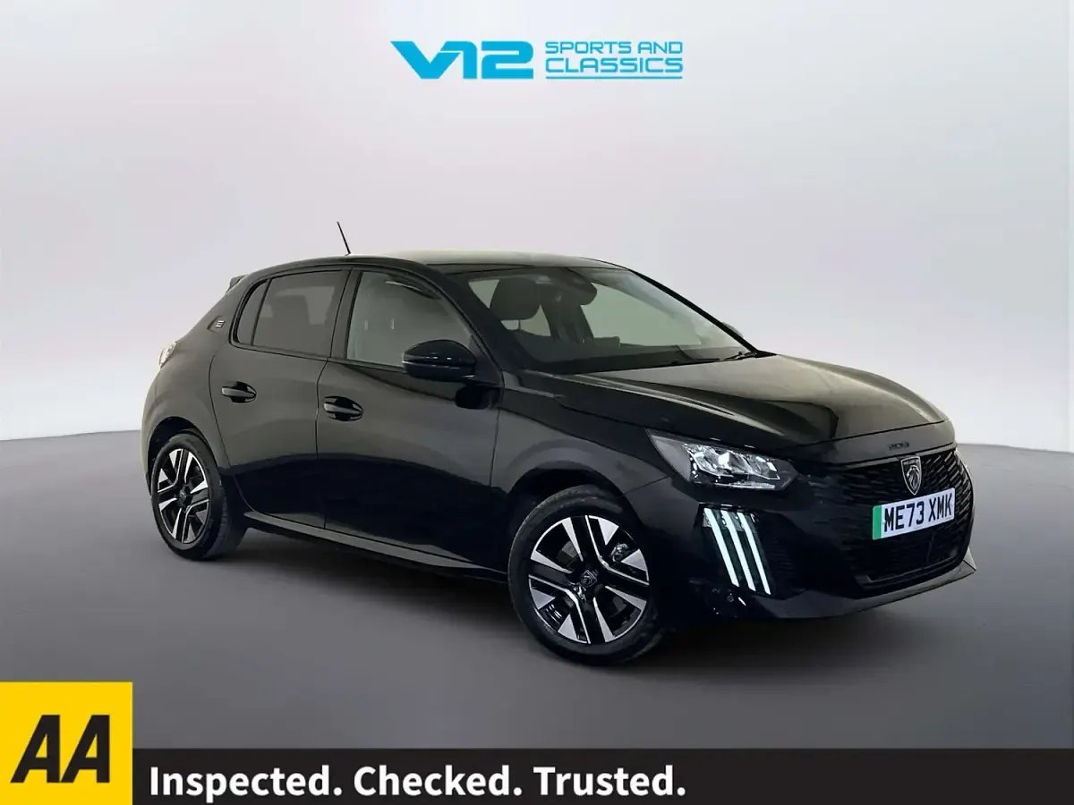 Used Peugeot e-208 Style 100 kW (137 HP) 2023 Hatchback