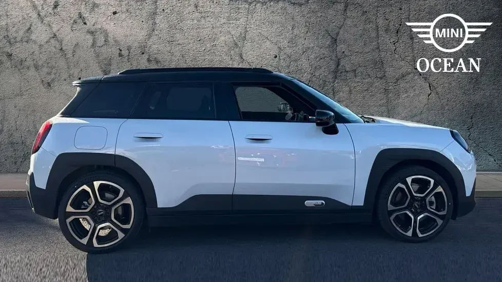 Used Mini Aceman 158 kW (215 HP) 2025 White SUV
