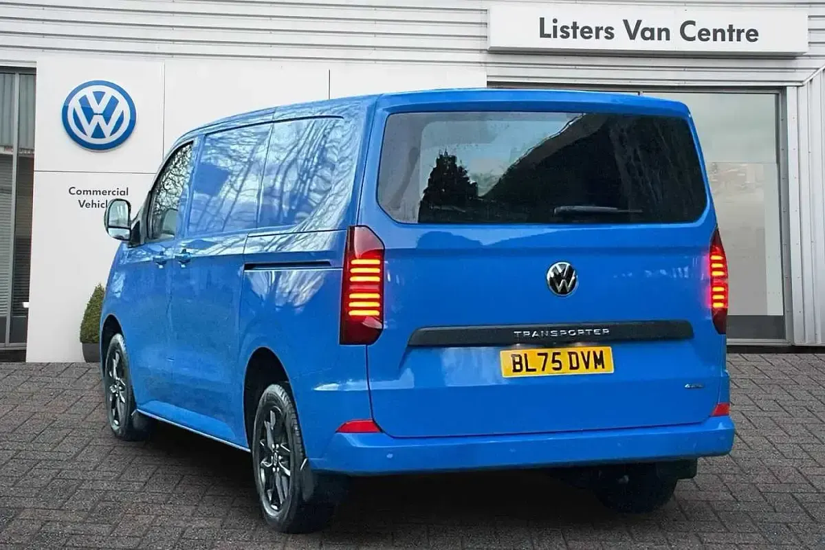 Used VW Transporter Pro 2025 Blue Van