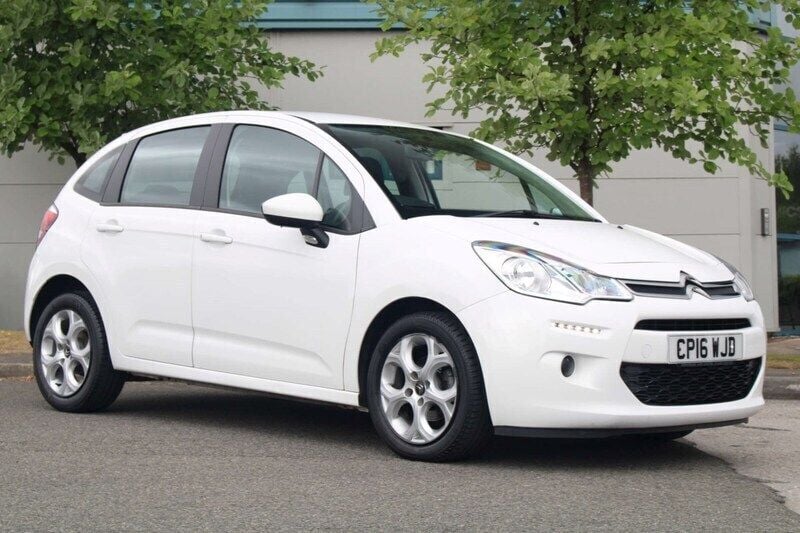 White Used 2016 Citroën C3 PureTech Hatchback | £6,545 (Super price) - Image 1/4