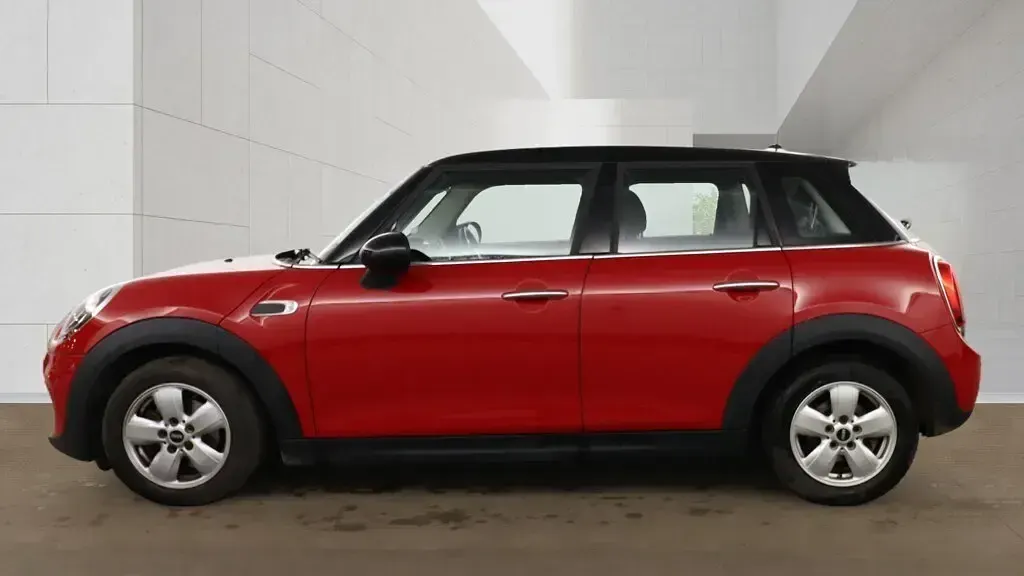 Used Mini Cooper Hatch 2018 Red Hatchback