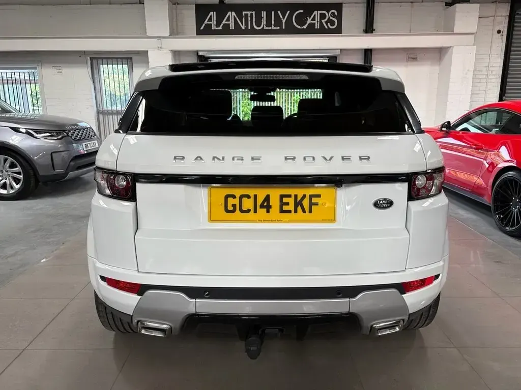 Used Land Rover Range Rover evoque Dynamic 190 HP (139 kW) 2014 White SUV