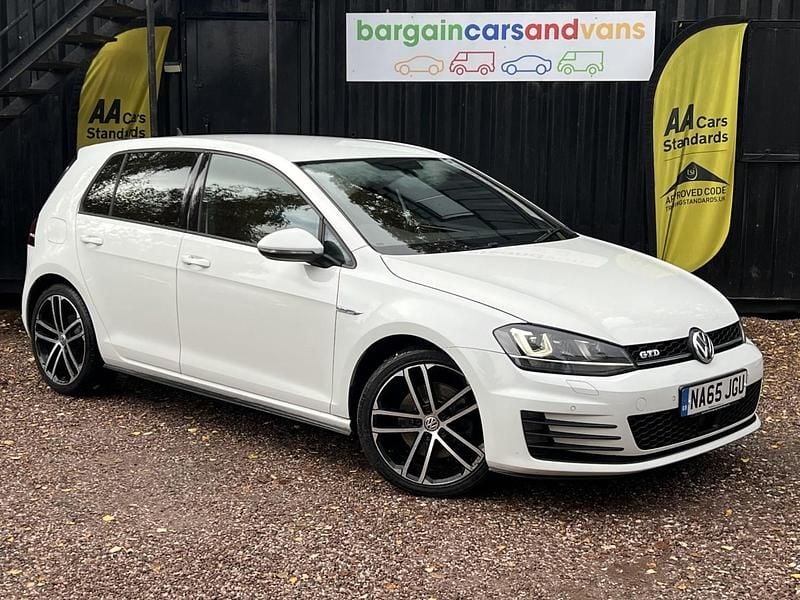 White Used 2015 VW Golf VII GTD Hatchback | £7,650 (Fair price) - Image 1/4