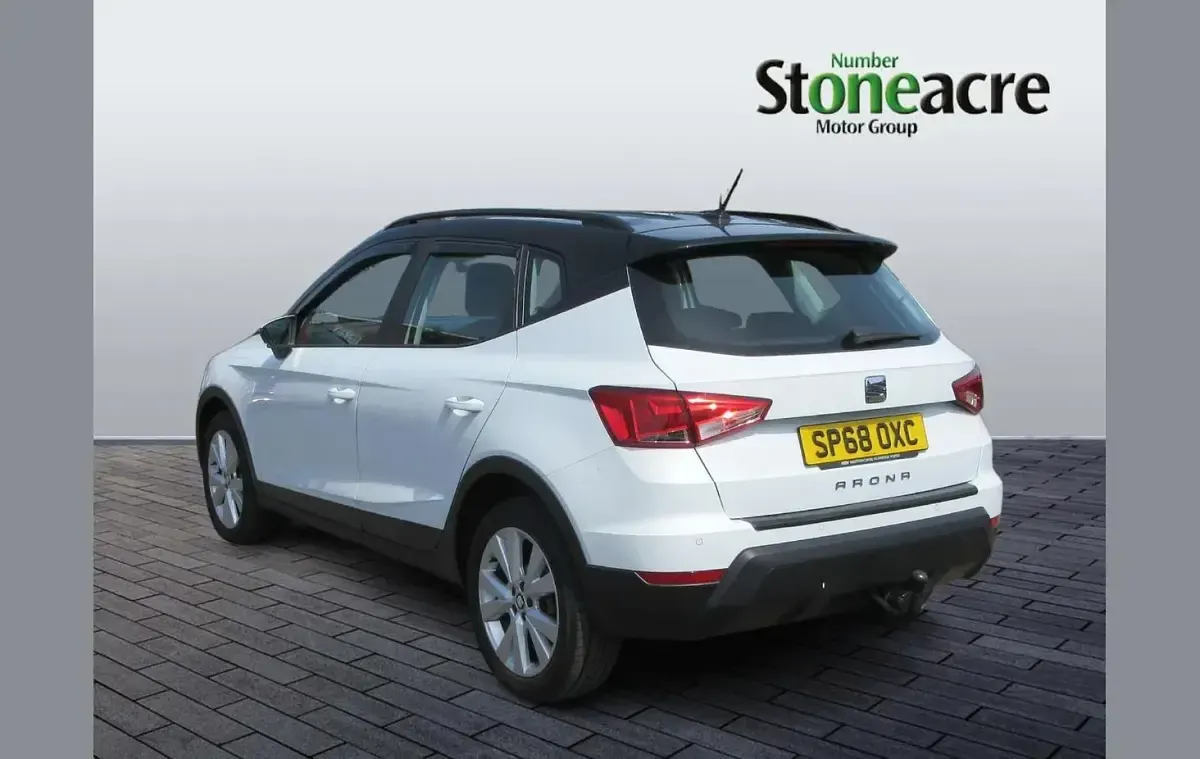 Used Seat Arona SE Technology 115 HP (84 kW) 2018 White SUV