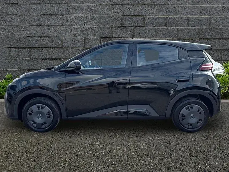 New BYD Dolphin Active 64 kW (88 HP) 2026 Hatchback