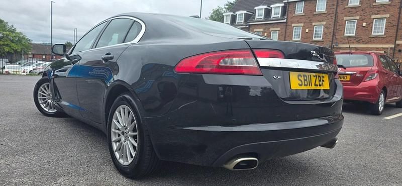 Black Used 2011 Jaguar XF Executive Sedan | £4,499 (Good price) - Image 1/4