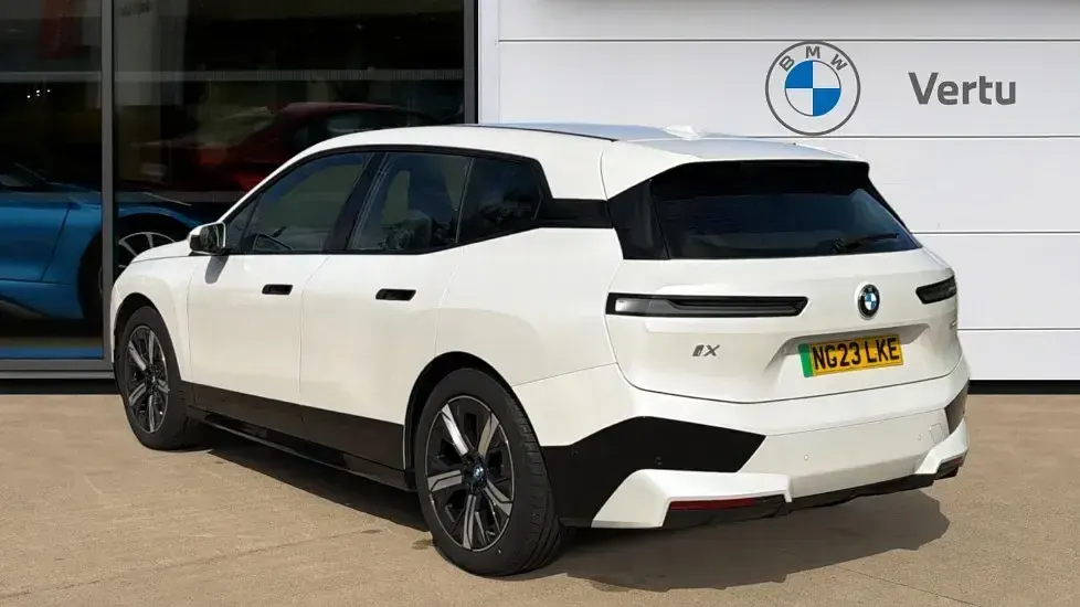 Used BMW iX Comfort Edition 239 kW (326 HP) 2023 White SUV