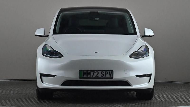 Used Tesla Model Y Performance 313 kW (426 HP) 2022 White SUV