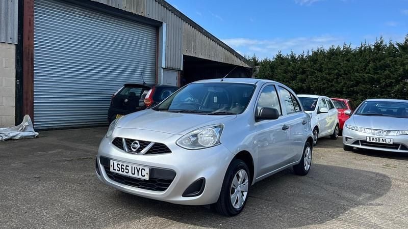 Begagnad Nissan Micra Visia 2015 Silver Halvkombi