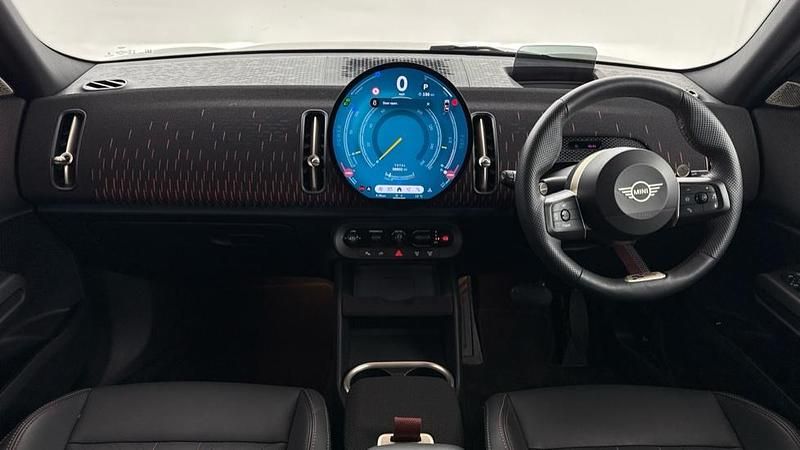 Used Mini Countryman Sport 218 HP (160 kW) 2024 Legend grey SUV