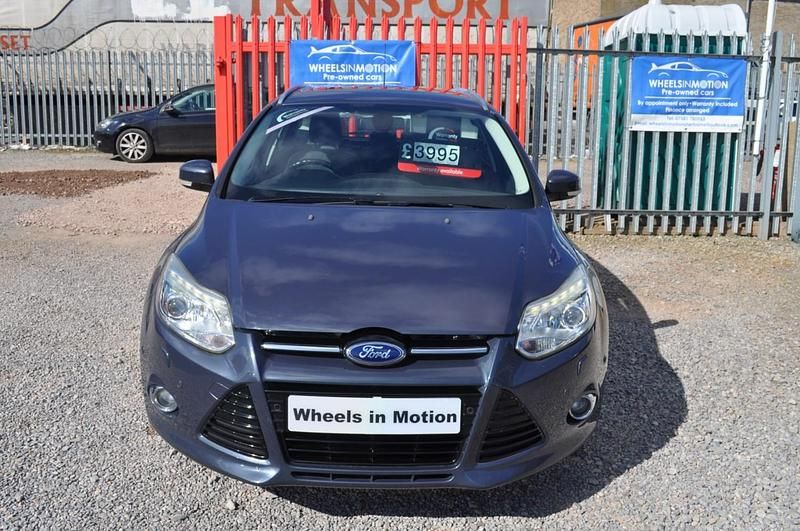 Used Ford Focus Titanium X 180 HP (132 kW) 2012 Grey Estate