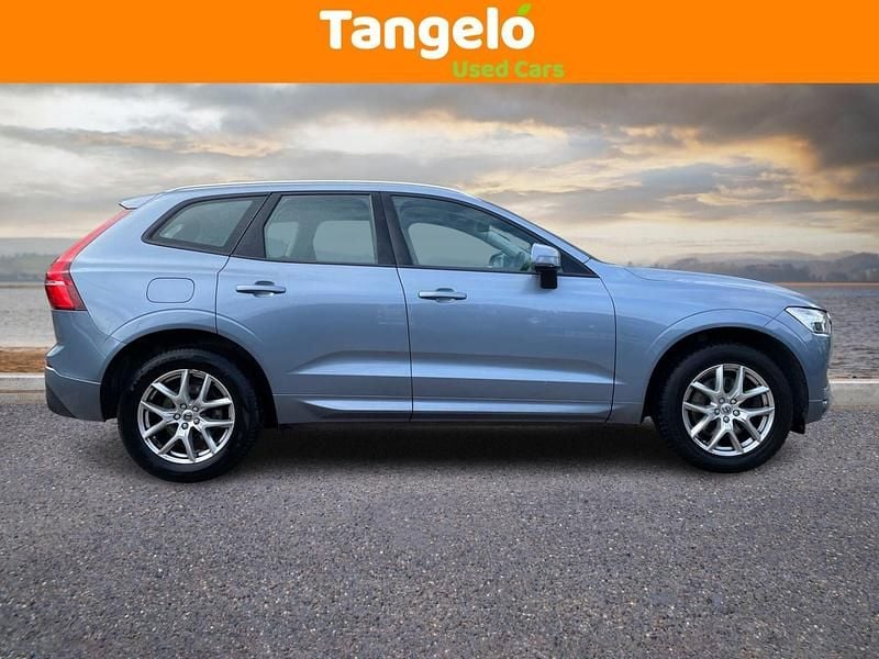 Used Volvo XC60 Momentum 250 HP (183 kW) 2019 Blue SUV