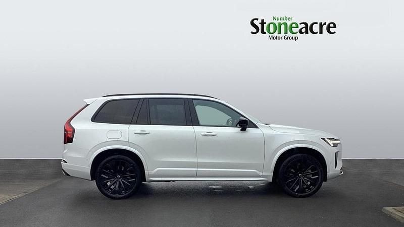 New Volvo XC90 Ultra 247 HP (181 kW) 2026 White SUV