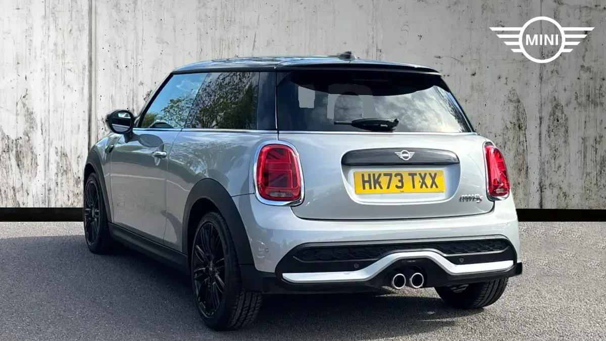Used Mini Cooper S Exclusive 176 HP (129 kW) 2024 Melting silver iii Hatchback