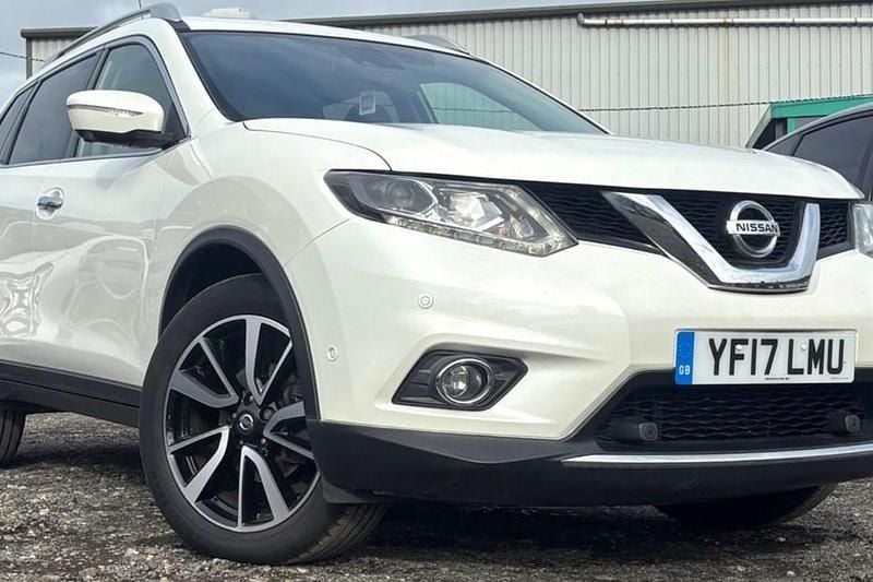 White Used 2017 Nissan X-Trail Tekna SUV | £11,995 (Fair price) - Image 1/1