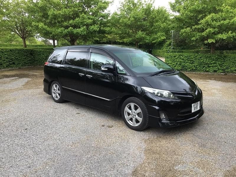 White Used 2024 Toyota Estima MPV | £6,495 (Good price) - Image 1/4