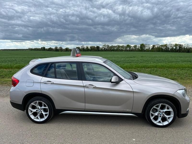 Begagnad BMW X1 xLine 2012 Silver SUV