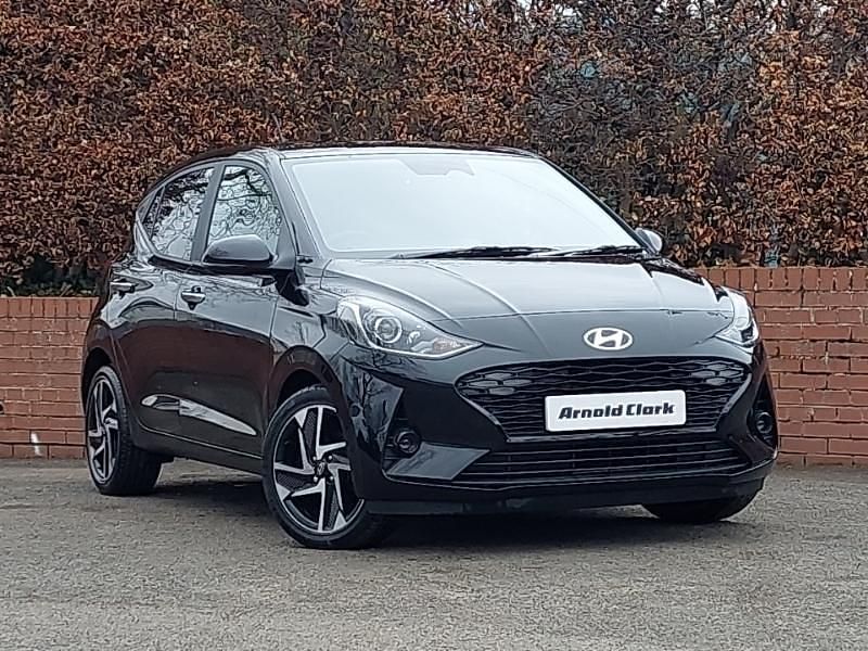 Black Used 2024 Hyundai i10 Premium Hatchback | £14,698 (Fair price) - Image 1/4
