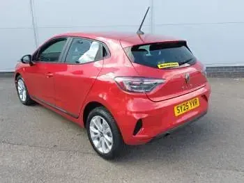 Used Renault Clio Evolution 90 HP (66 kW) 2025 Red Hatchback