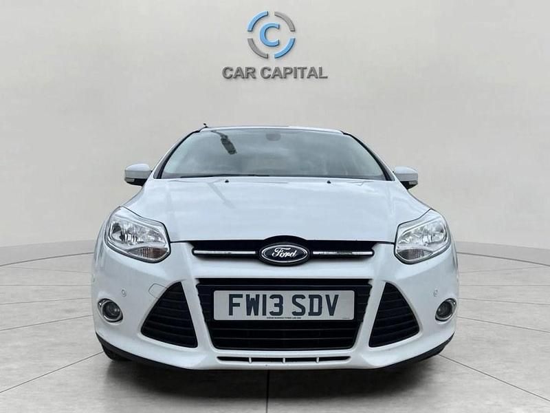 Used Ford Focus Titanium X 125 HP (91 kW) 2013 White Hatchback