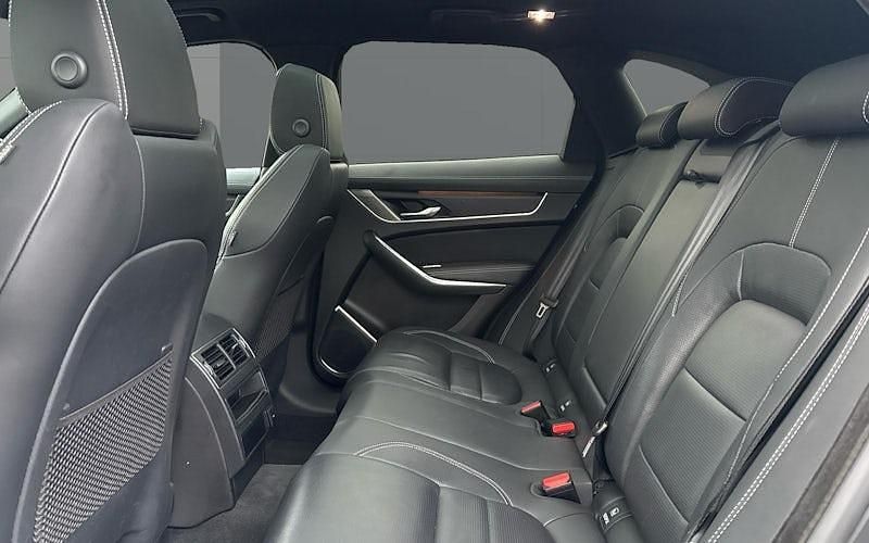 Used Jaguar F-Pace R-Dynamic 204 HP (150 kW) 2022 SUV