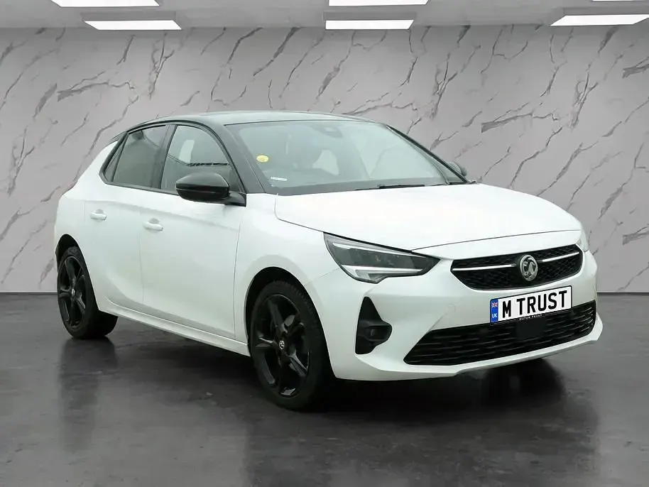 Begagnad Vauxhall Corsa 75 HK (55 kW) 2023 Vit Halvkombi
