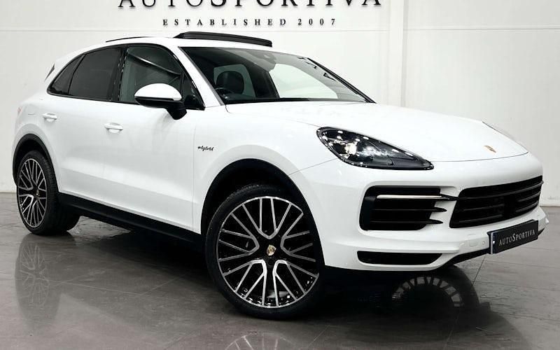 Used 2023 Porsche Cayenne SUV | £49,900 - Image 1/3