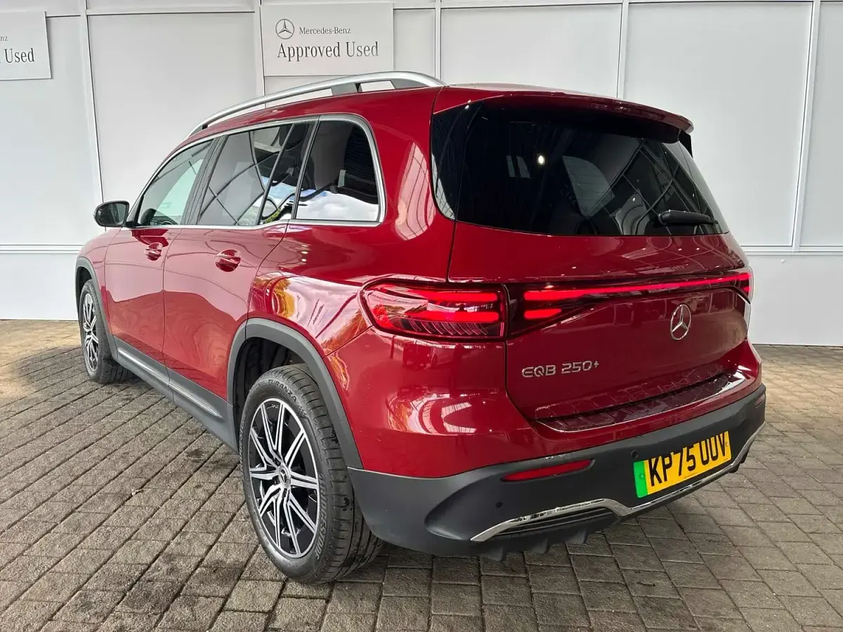 Used Mercedes EQB250+ Executive 139 kW (190 HP) 2025 Red SUV