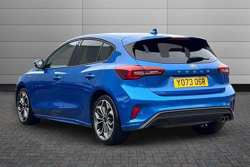 Used Ford Focus ST-Line X 155 HP (114 kW) 2024 Blue Hatchback