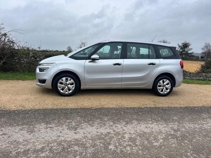 Used Citroën Grand C4 Picasso VTR Sport 100 HP (73 kW) 2016 Silver MPV