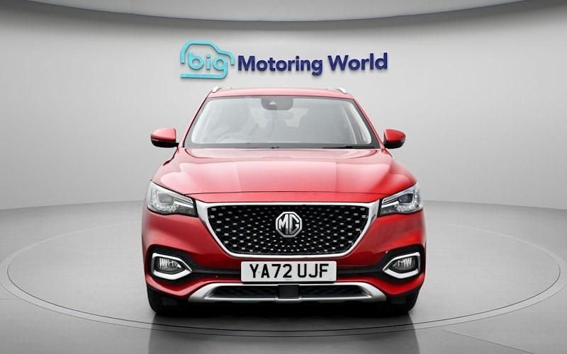 Begagnad MG HS Exclusive 162 HK (119 kW) 2023 Röd SUV