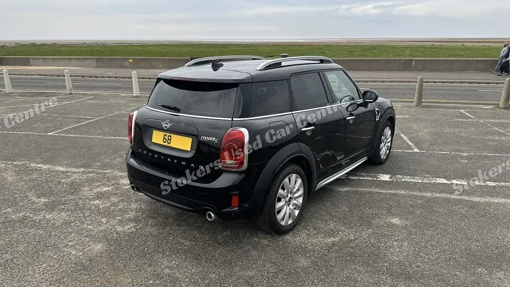 Begagnad Mini Cooper S 2018 Svart Halvkombi