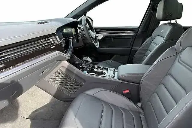 Used VW Touareg Black Edition 286 HP (210 kW) 2025 Blue SUV
