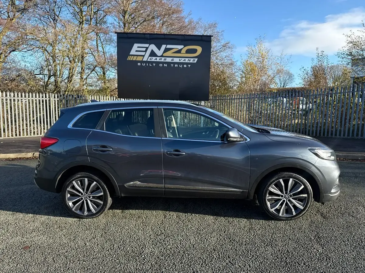 Used Renault Kadjar Version S 140 HP (102 kW) 2019 Grey SUV