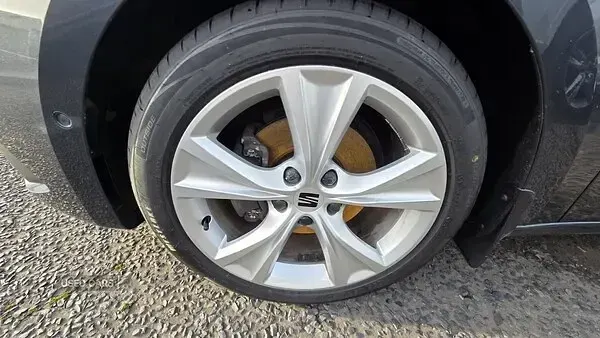 Used Seat Leon FR 130 HP (95 kW) 2022 Grey Estate