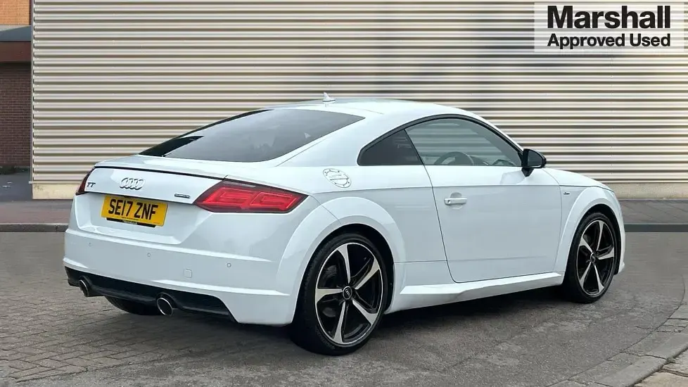 Used Audi TT Black Edition 184 HP (135 kW) 2017 White Coupe