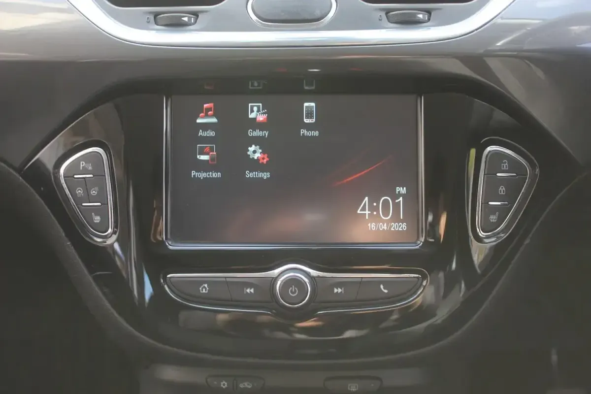 Second-hand Vauxhall Corsa 2018 Negru Hatchback