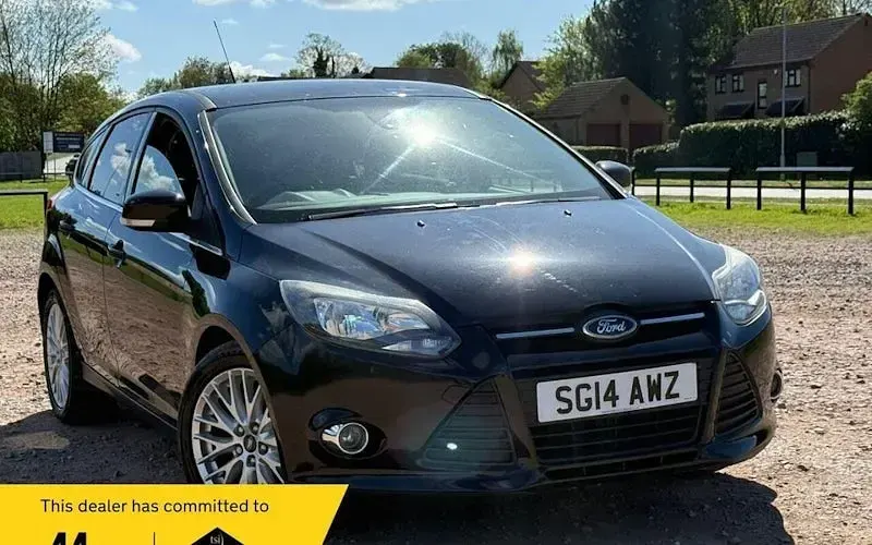 Used Ford Focus Zetec 125 HP (91 kW) 2014 Hatchback