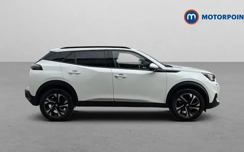 Used Peugeot 2008 Allure Premium 131 HP (96 kW) 2022 SUV
