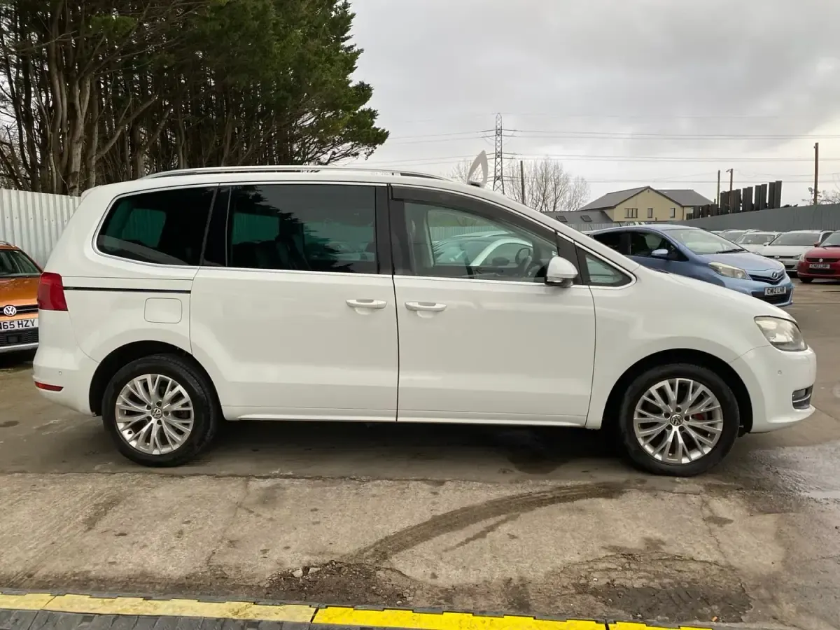 Usado VW Sharan 2014 Branco Monovolume