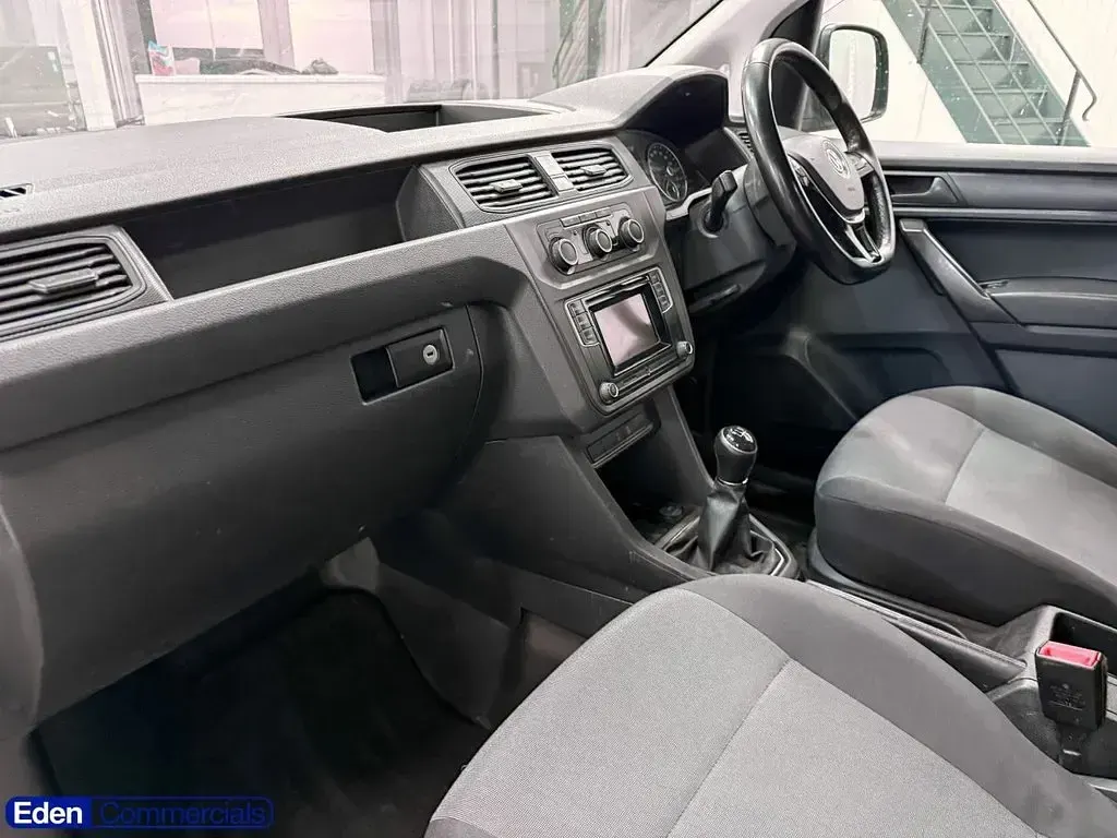 Used VW Caddy Startline 102 HP (75 kW) 2019 White MPV